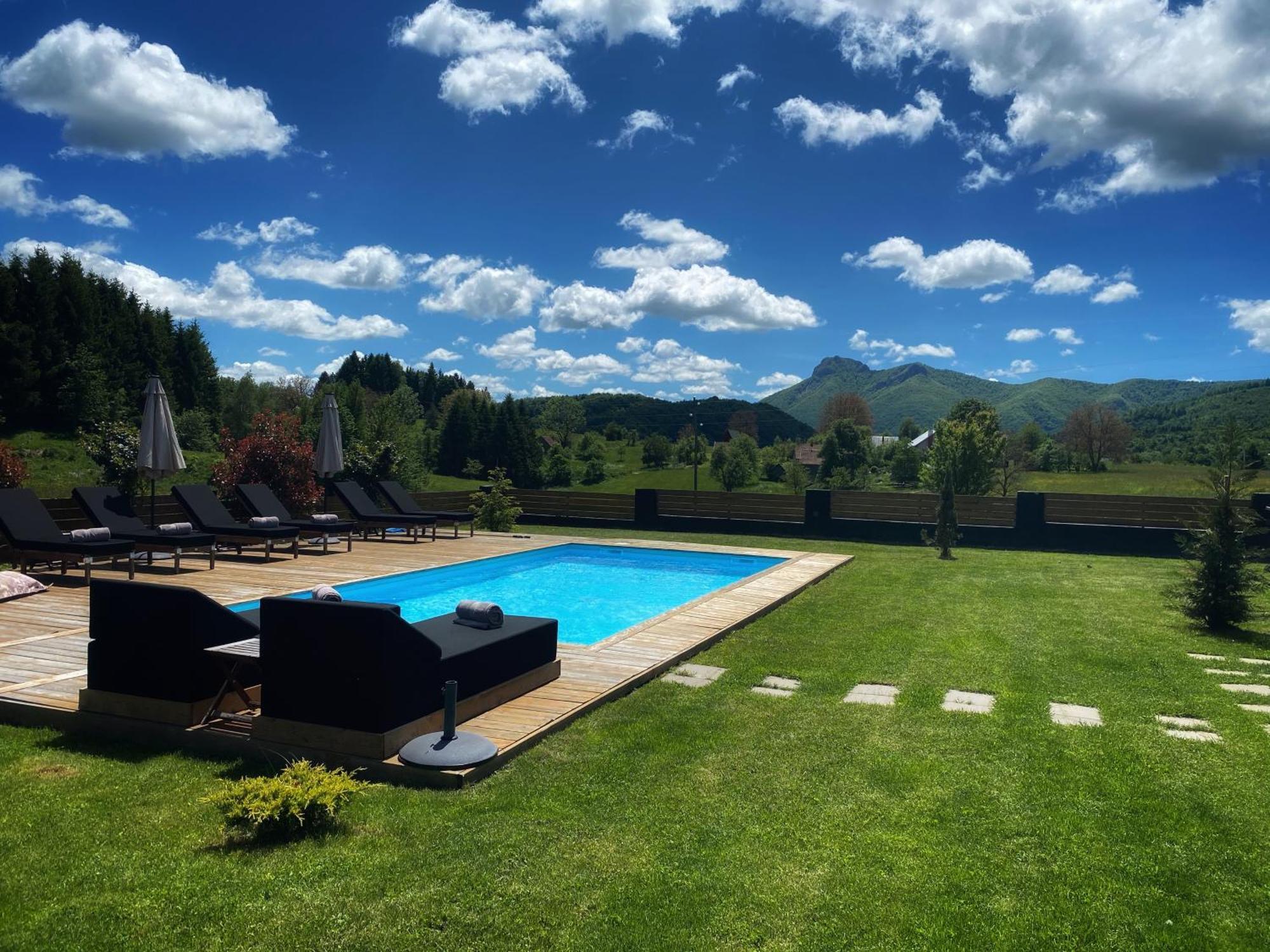 הוילה Gomirje Zoe Luxury House מראה חיצוני תמונה