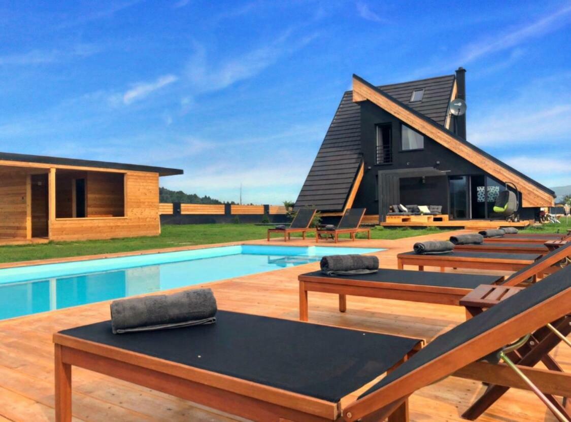 הוילה Gomirje Zoe Luxury House מראה חיצוני תמונה