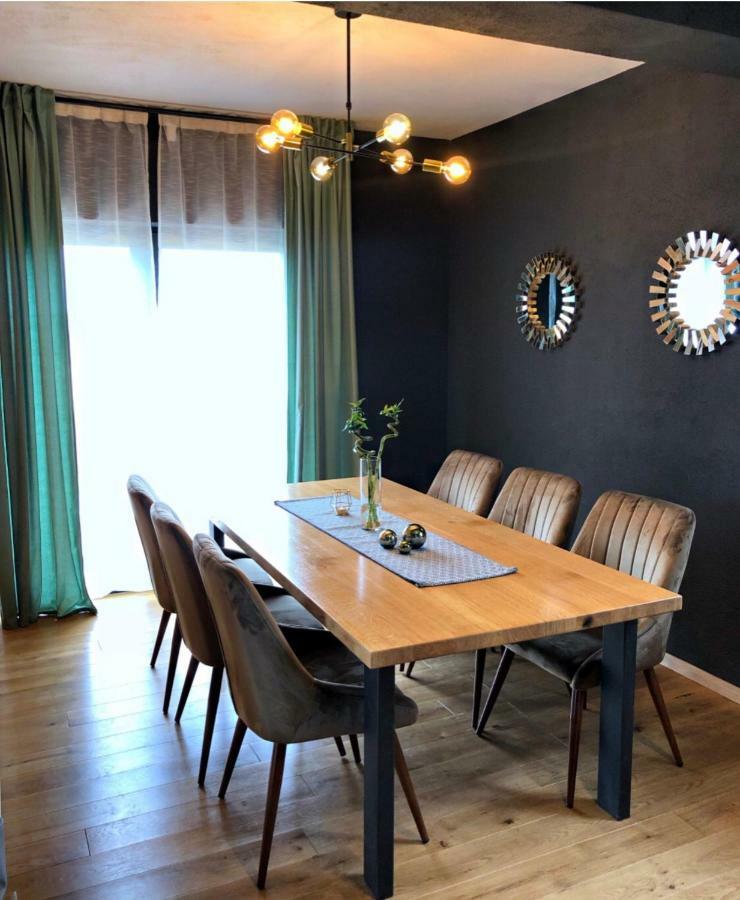 הוילה Gomirje Zoe Luxury House מראה חיצוני תמונה