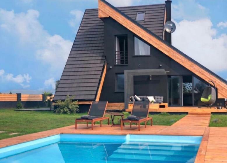 הוילה Gomirje Zoe Luxury House מראה חיצוני תמונה